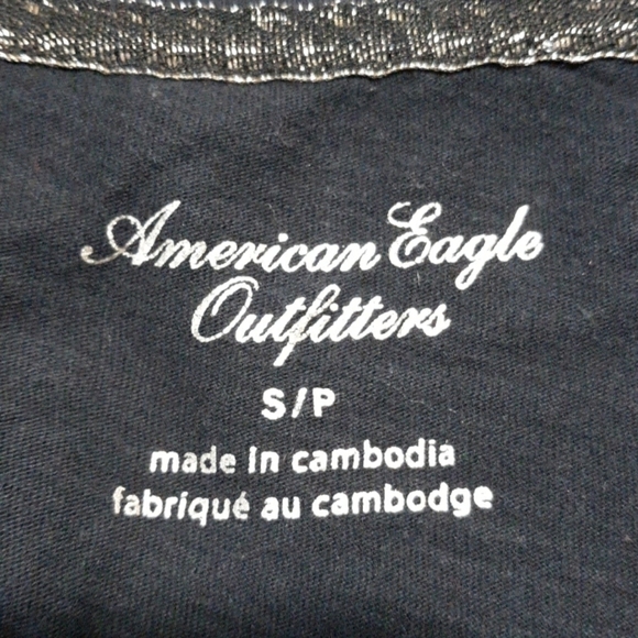 American Eagle Outfitters small black long sleeve - Picture 3 of 3